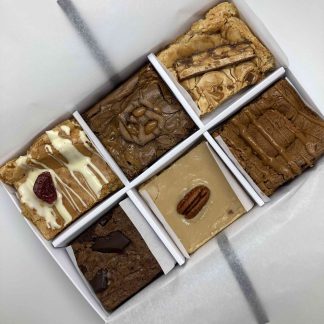 Mixed Blondies and Brownies Box (includes flavours containing nuts)