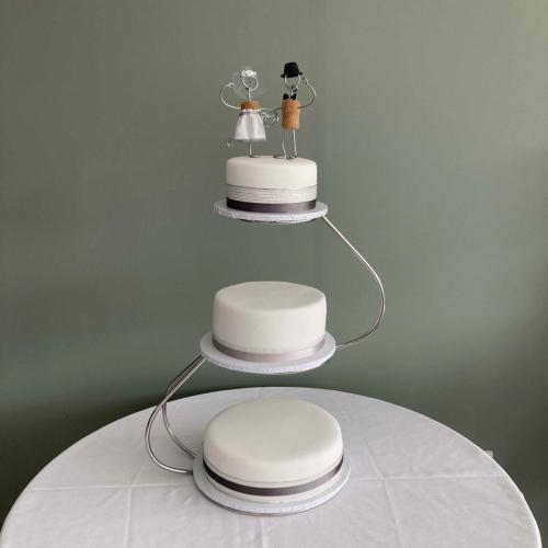 Sam-Wedding-Cake